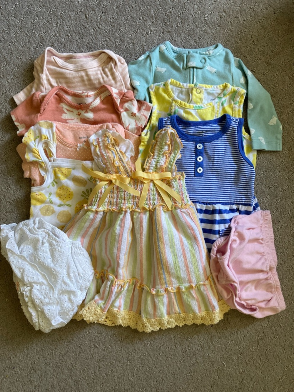 11-pc Bundle assorted baby girl clothes, 6M/6-9M.